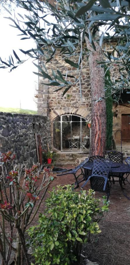 Domaine Insolite Du Petit Moras Chomérac Esterno foto